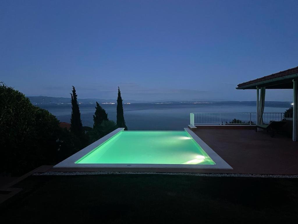Villa Lovran - 150M To The Beach - Infinity Pool - Incredible Sea View - Fitness Room Eksteriør billede