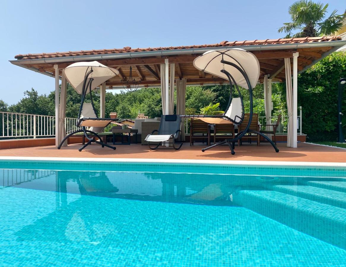 Villa Lovran - 150M To The Beach - Infinity Pool - Incredible Sea View - Fitness Room Eksteriør billede