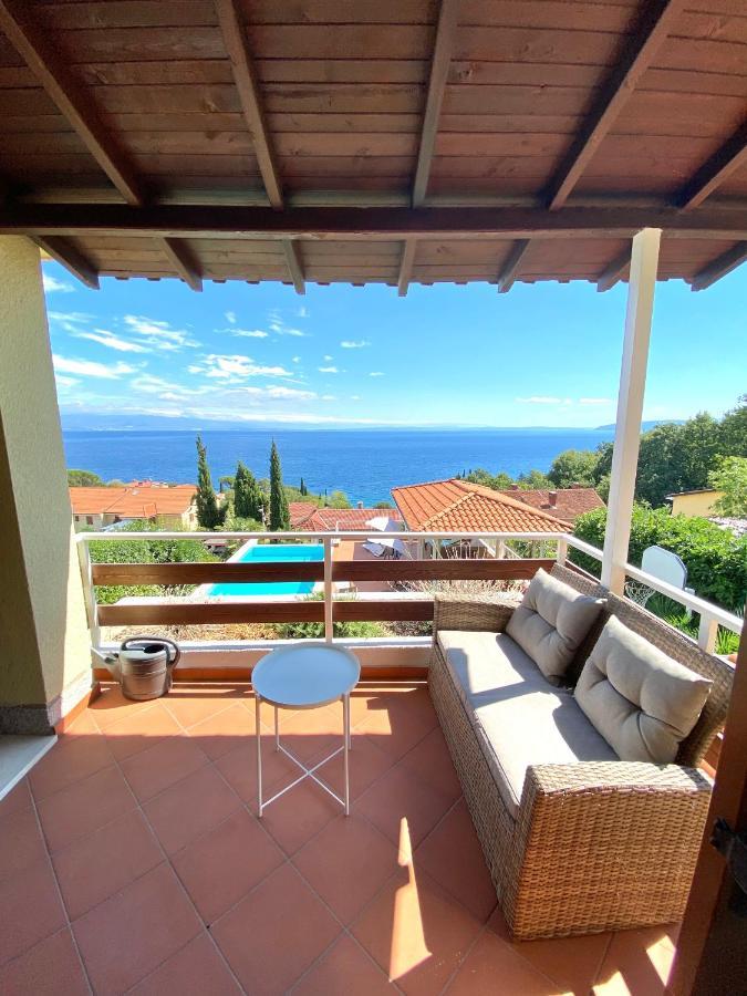 Villa Lovran - 150M To The Beach - Infinity Pool - Incredible Sea View - Fitness Room Eksteriør billede