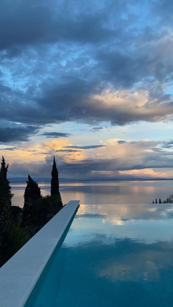 Villa Lovran - 150M To The Beach - Infinity Pool - Incredible Sea View - Fitness Room Eksteriør billede