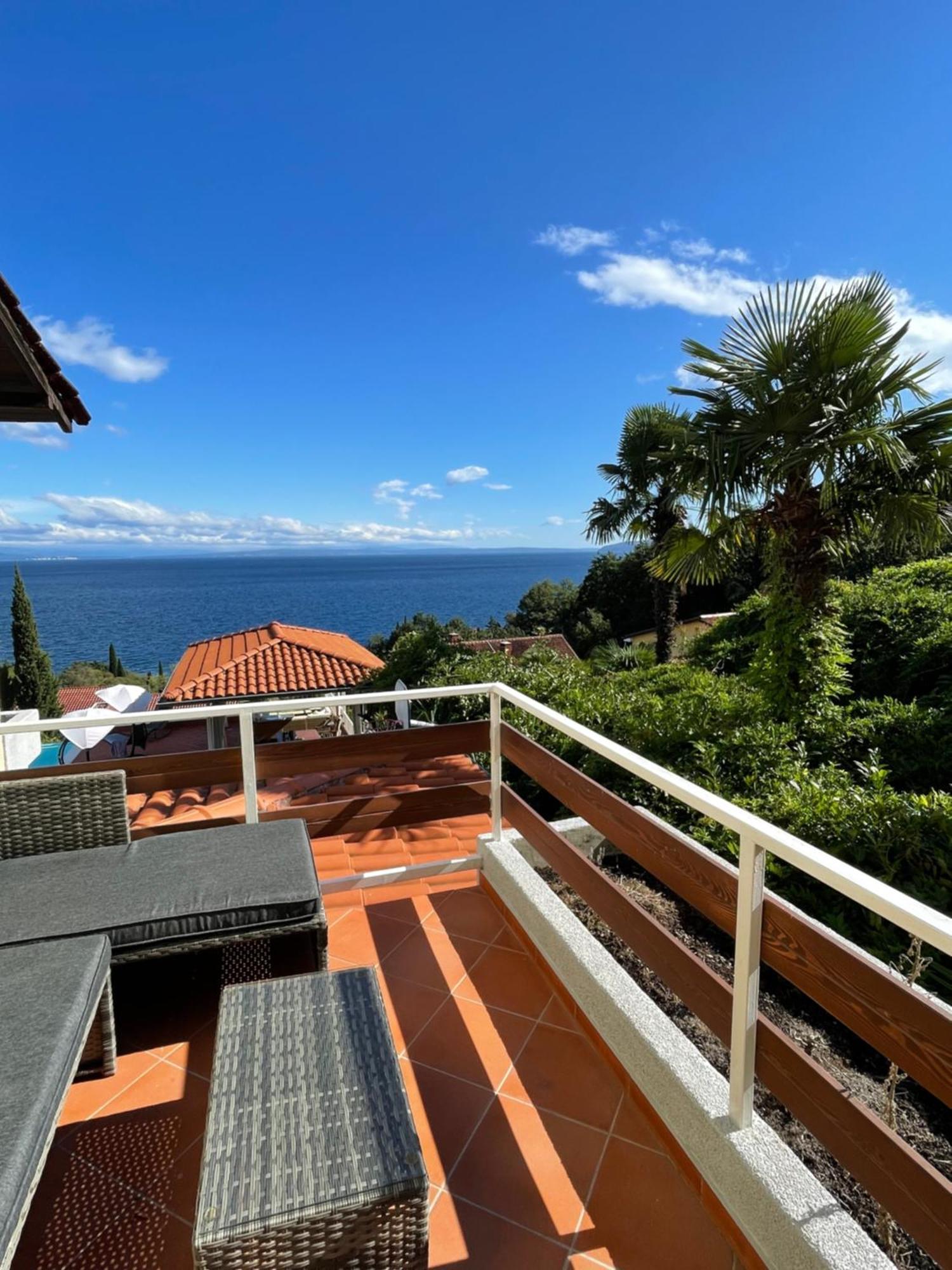 Villa Lovran - 150M To The Beach - Infinity Pool - Incredible Sea View - Fitness Room Eksteriør billede